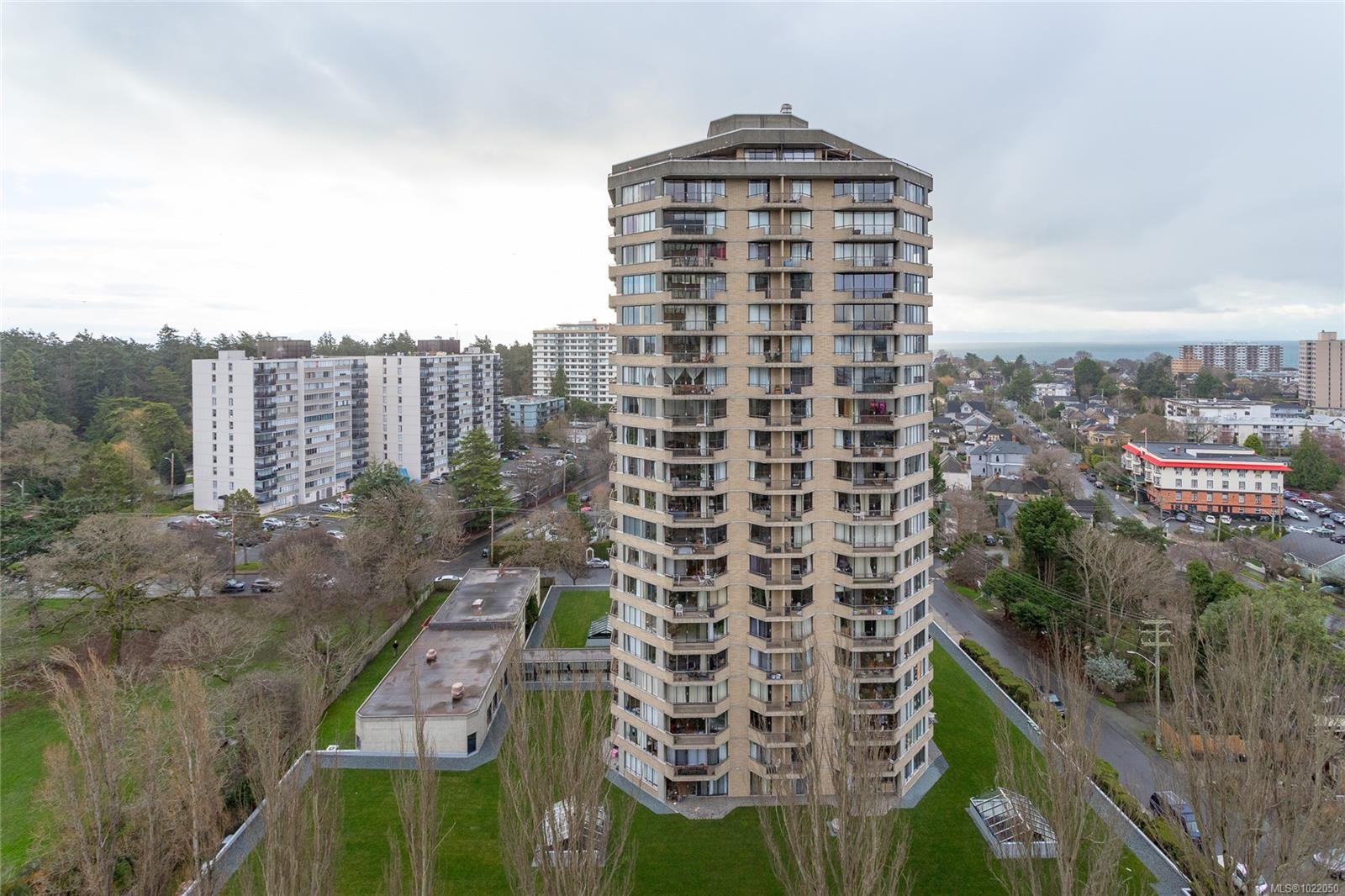 1608-647 Michigan St, Victoria, BC - Outdoor