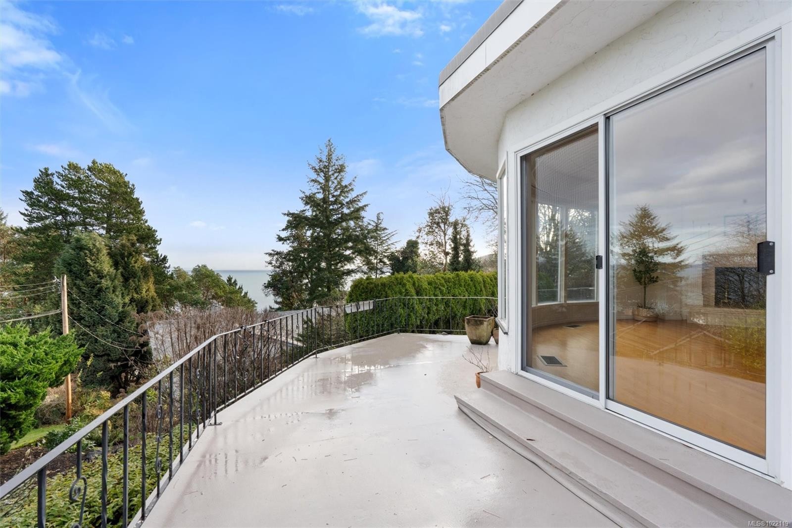 5054 Catalina Terr, Saanich, BC