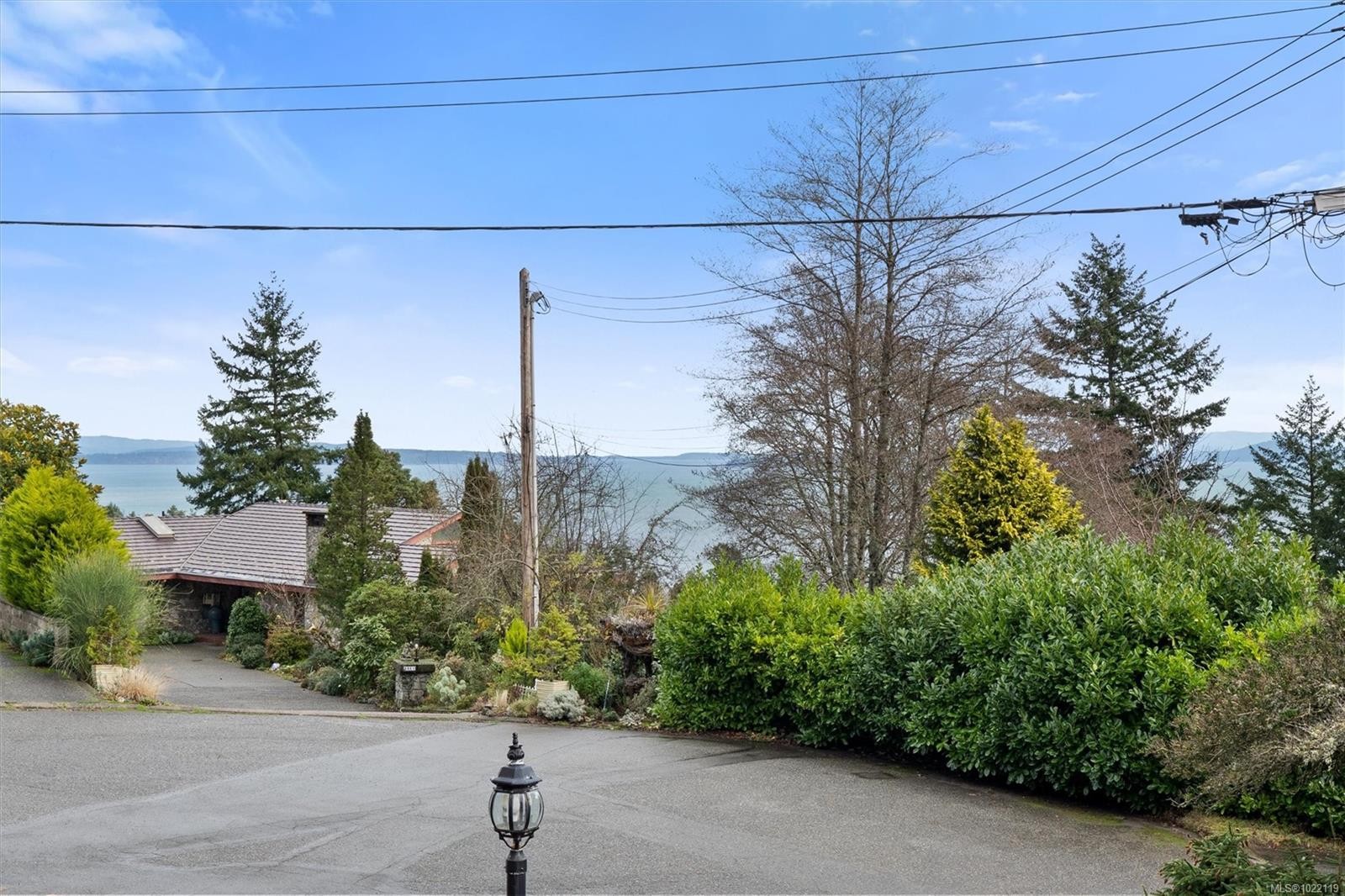 5054 Catalina Terr, Saanich, BC