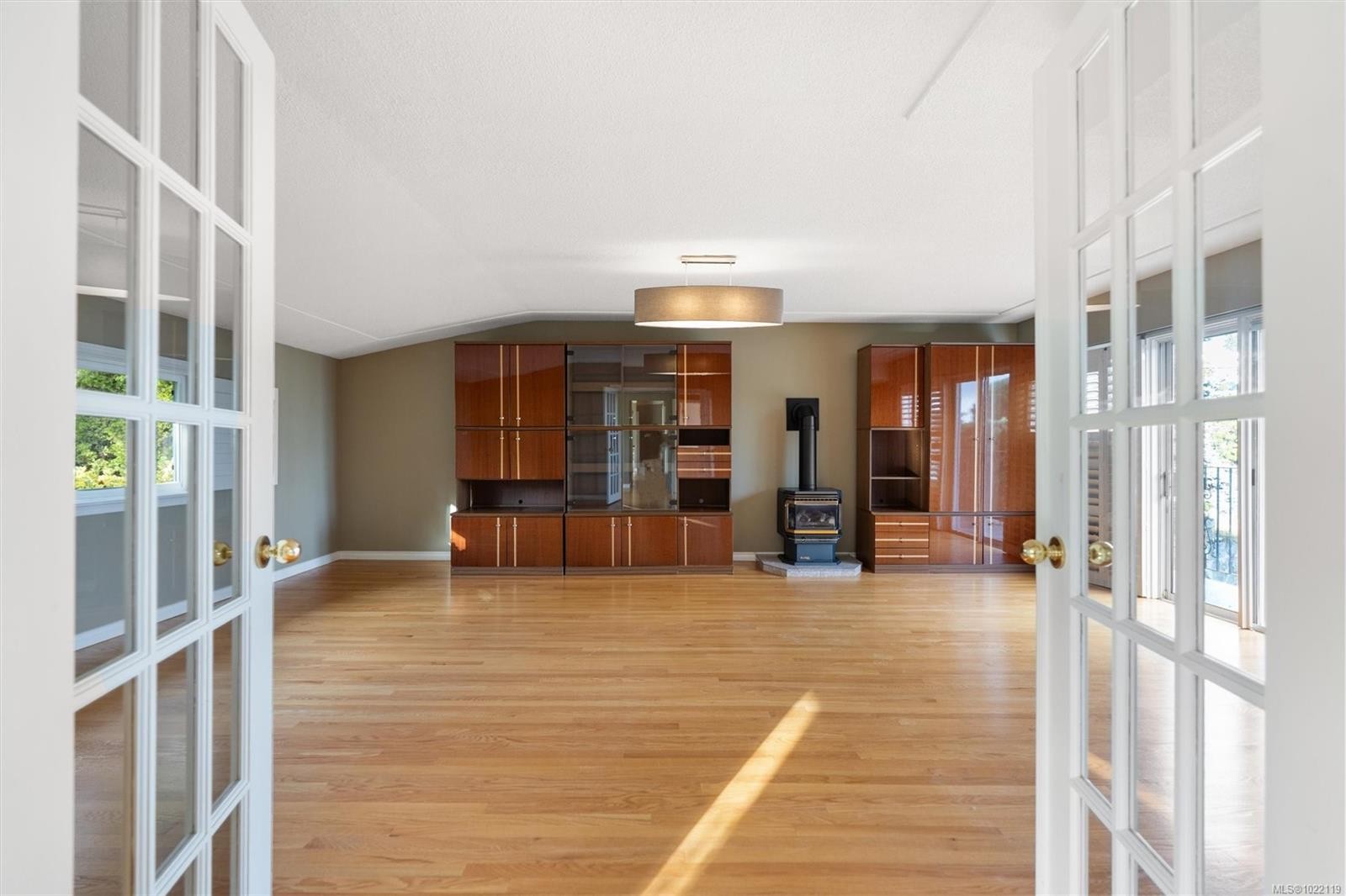 5054 Catalina Terr, Saanich, BC