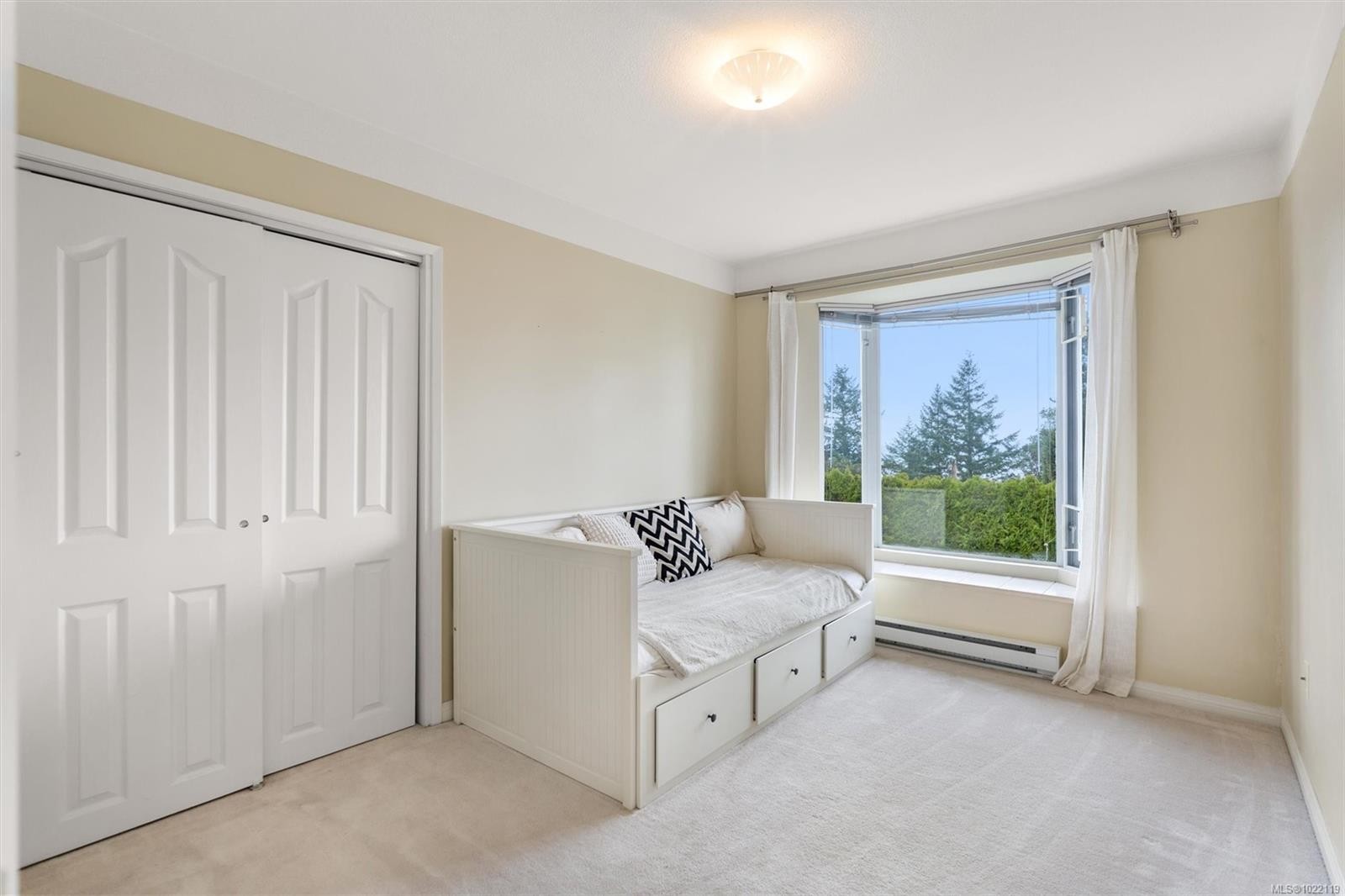 5054 Catalina Terr, Saanich, BC