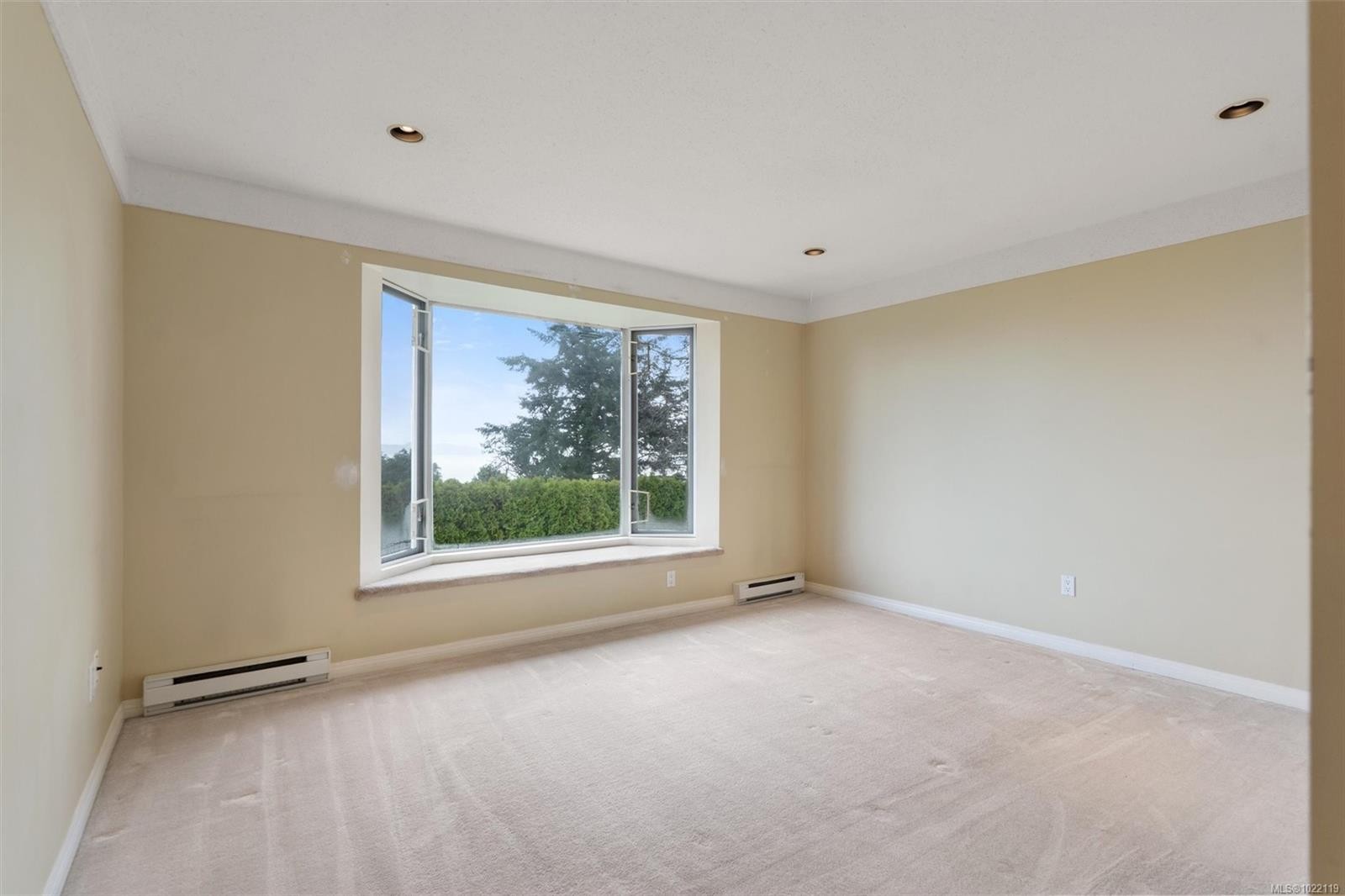 5054 Catalina Terr, Saanich, BC