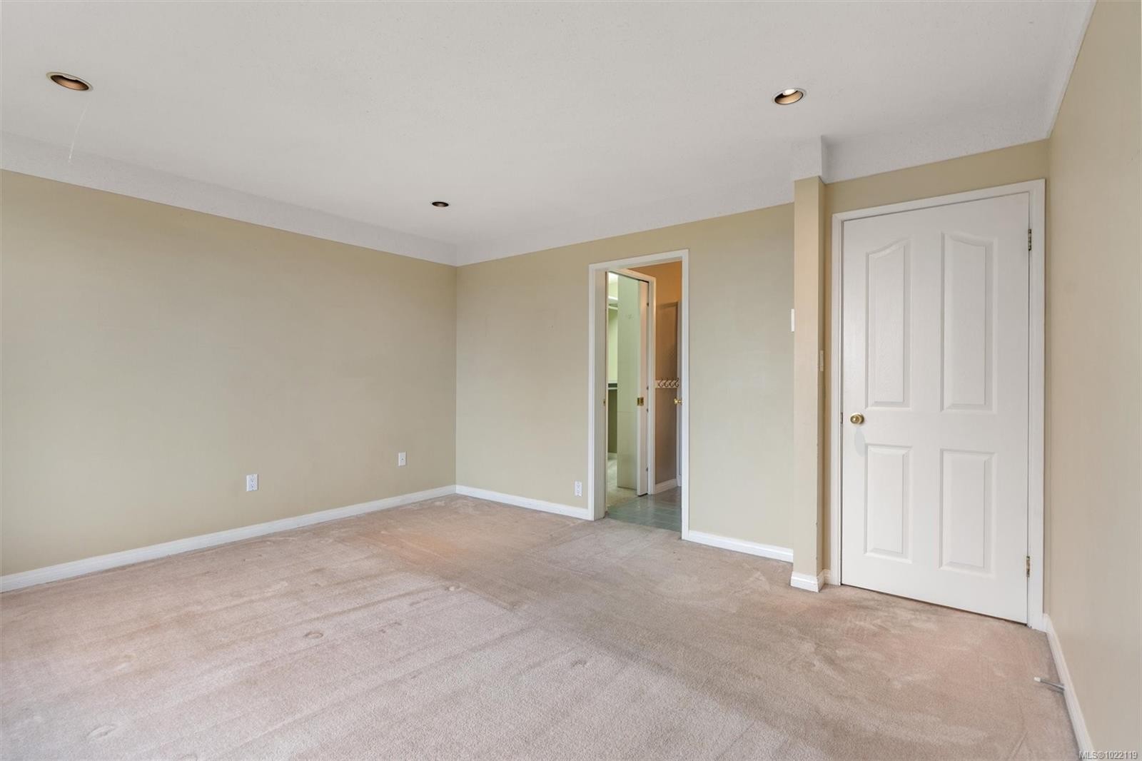 5054 Catalina Terr, Saanich, BC