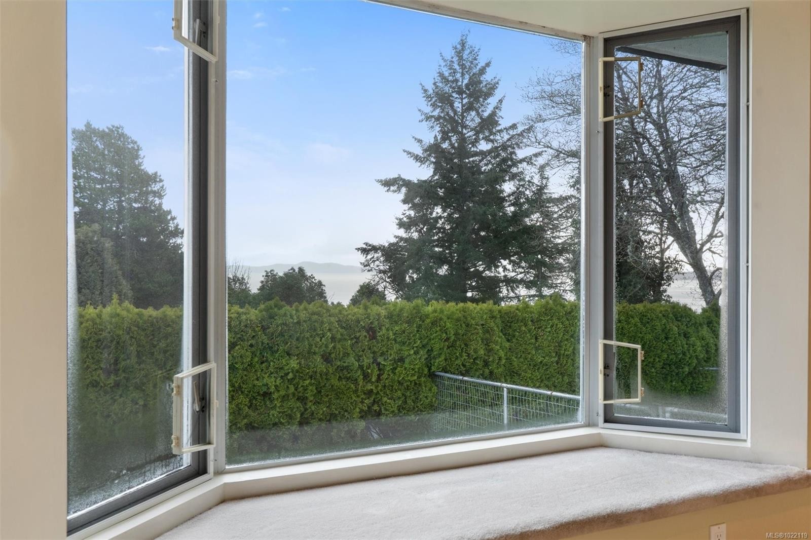 5054 Catalina Terr, Saanich, BC