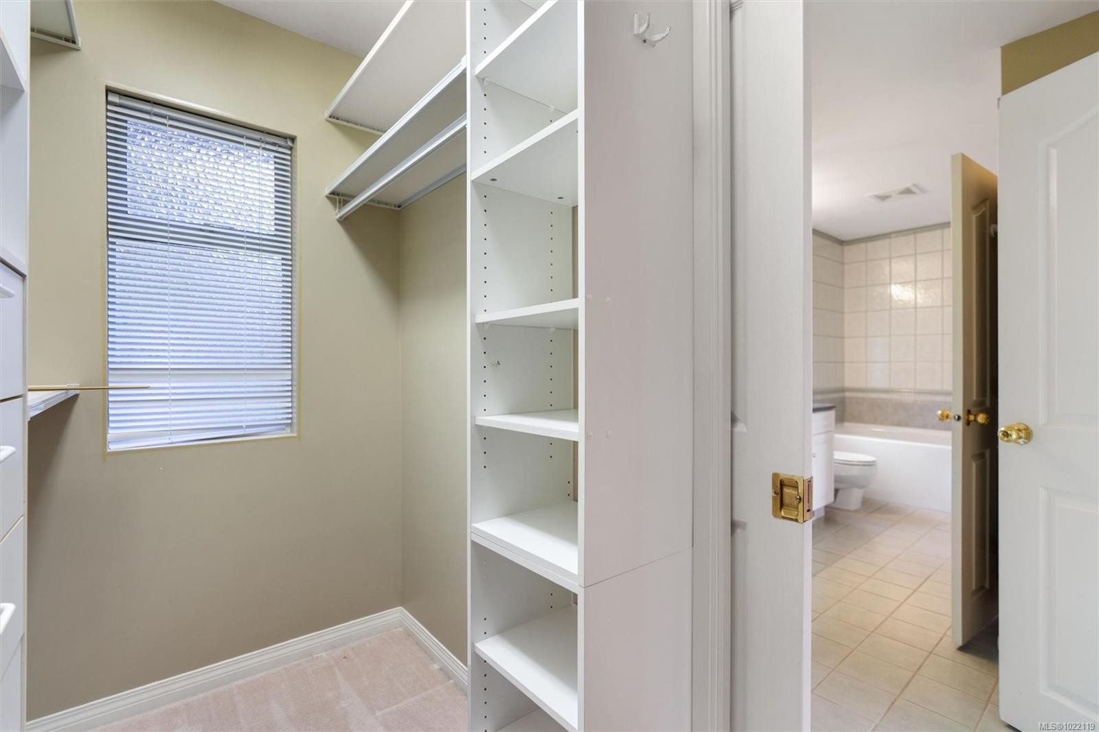 5054 Catalina Terr, Saanich, BC