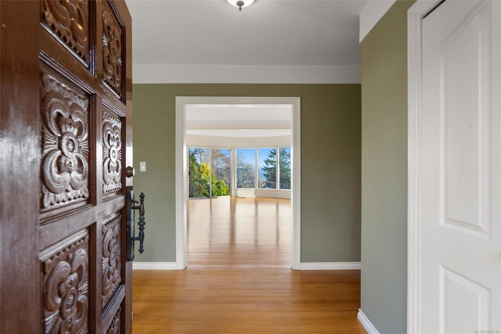 5054 Catalina Terr, Saanich, BC