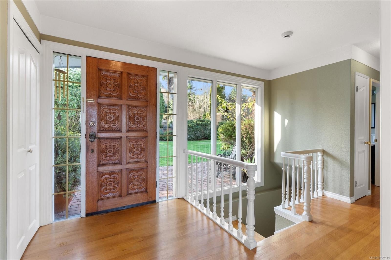 5054 Catalina Terr, Saanich, BC