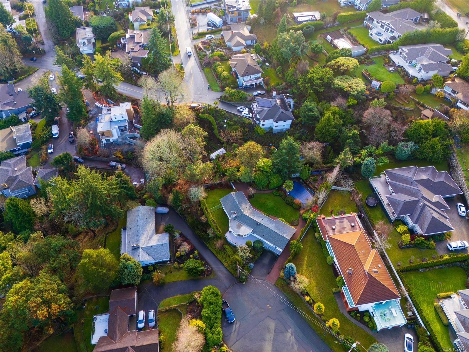 5054 Catalina Terr, Saanich, BC