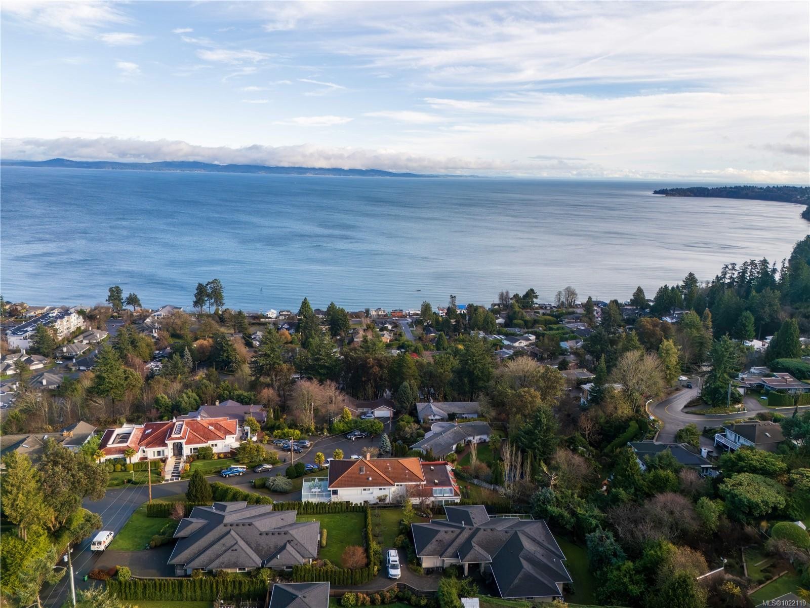 5054 Catalina Terr, Saanich, BC