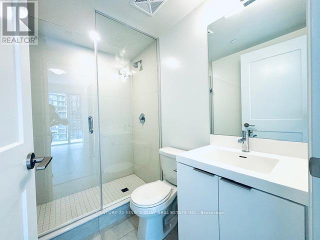 3512 - 8 Widmer Street, Toronto, ON - Indoor Photo Showing Bathroom