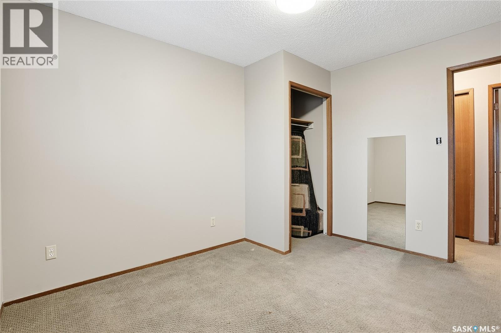 242 Thain Way, Saskatoon, SK - Indoor Photo Showing Other Room