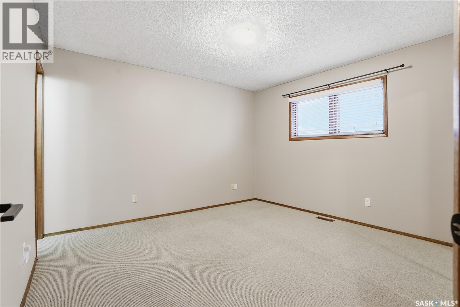 242 Thain Way, Saskatoon, SK - Indoor Photo Showing Other Room