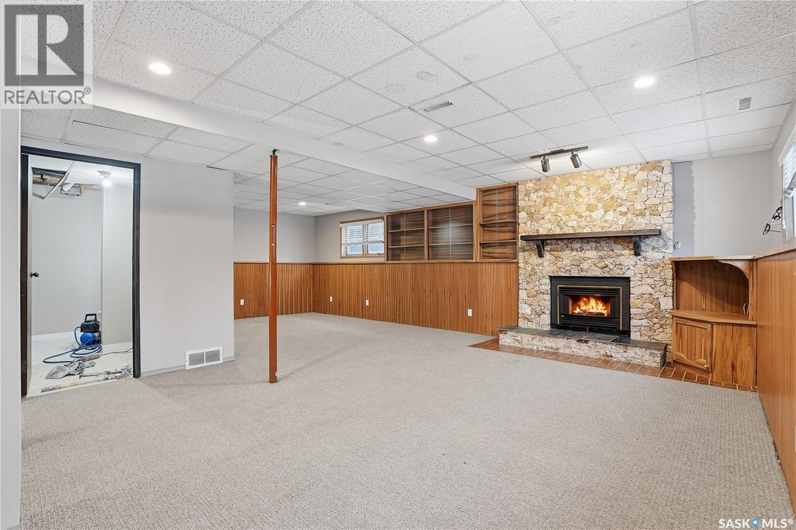 242 Thain Way, Saskatoon, SK - Indoor With Fireplace