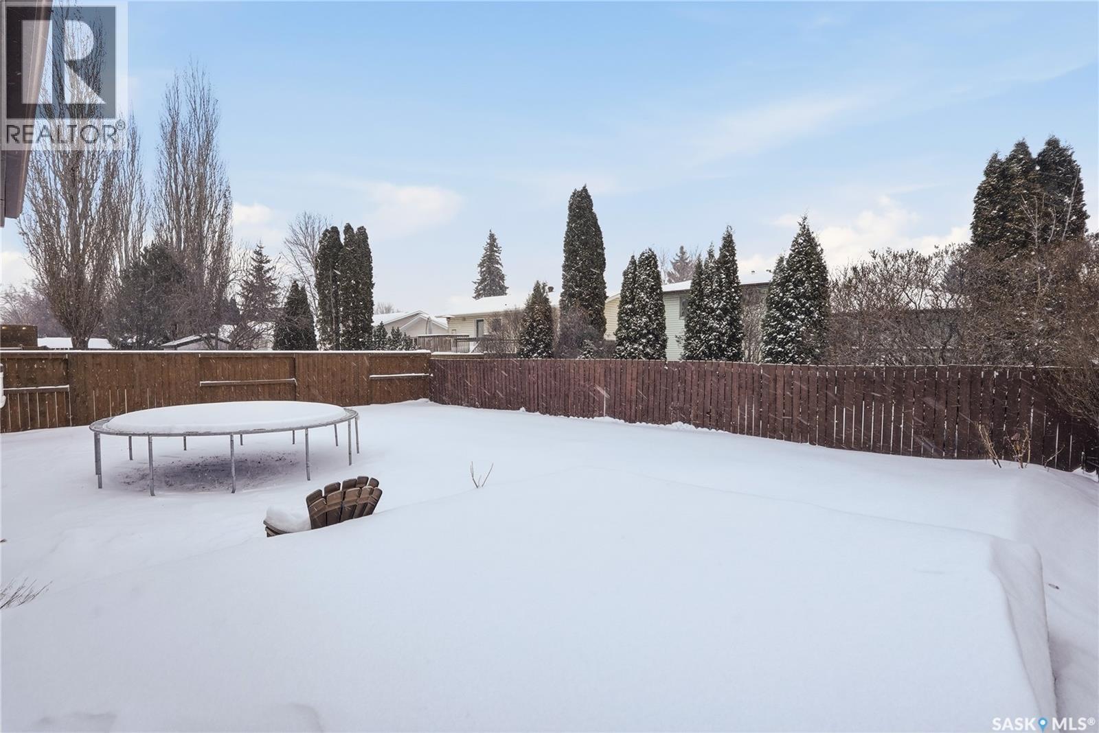 242 Thain Way, Saskatoon, SK - Outdoor