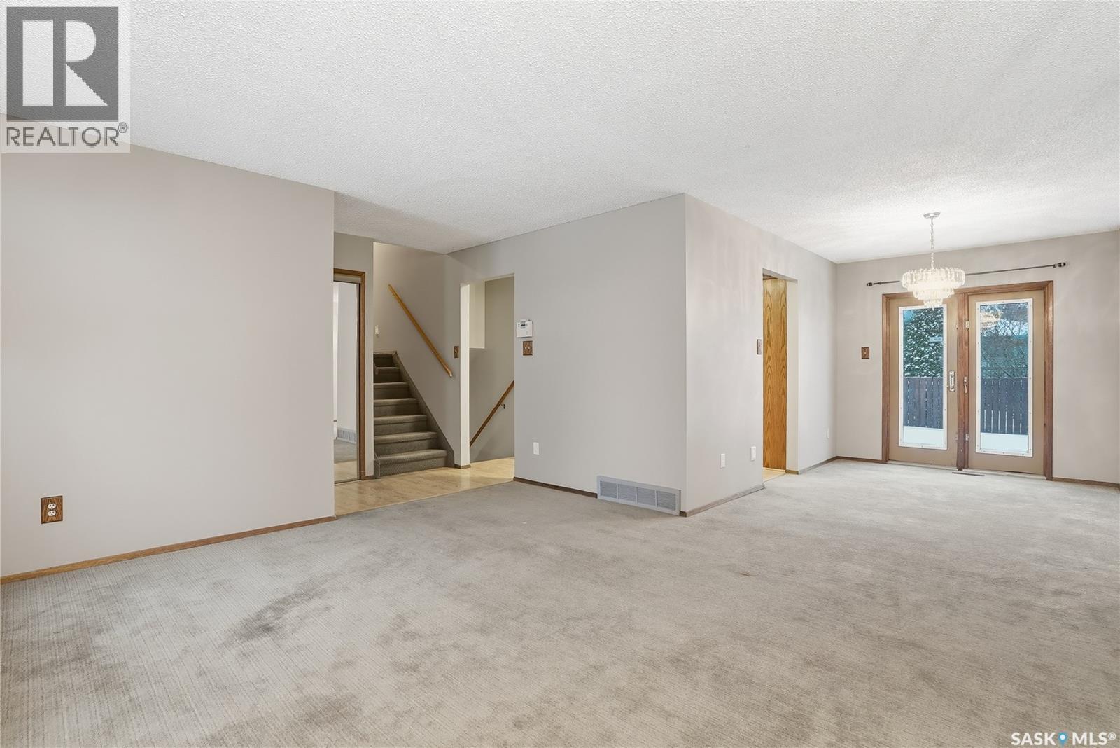 242 Thain Way, Saskatoon, SK - Indoor Photo Showing Other Room