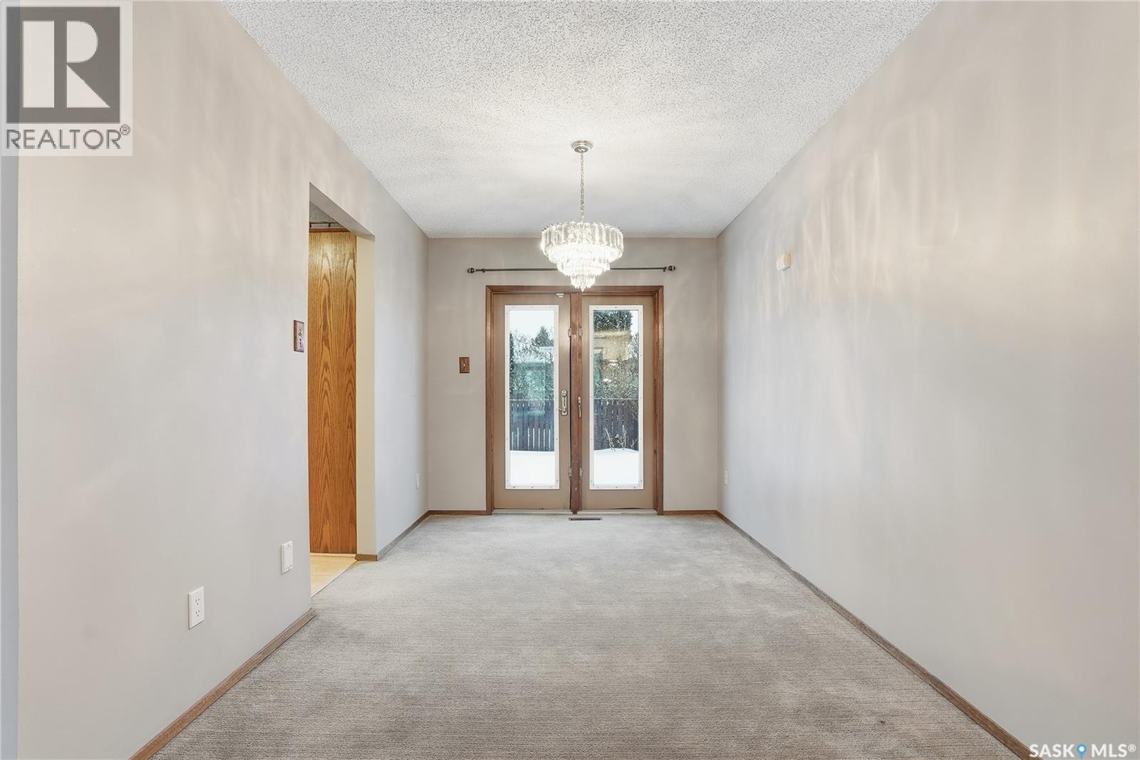 242 Thain Way, Saskatoon, SK - Indoor Photo Showing Other Room