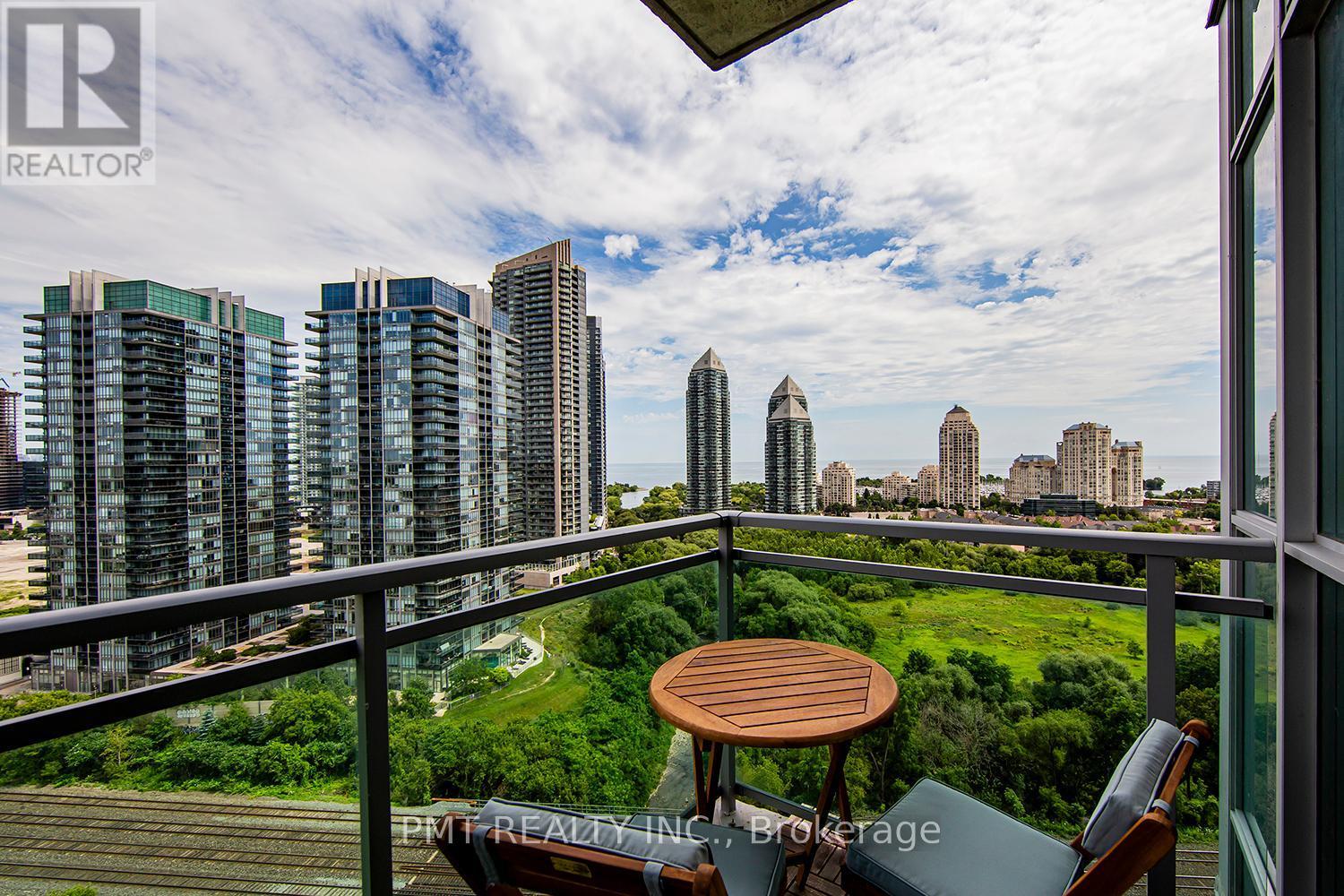 1625 - 165 Legion Road N, Toronto, ON - Outdoor With View