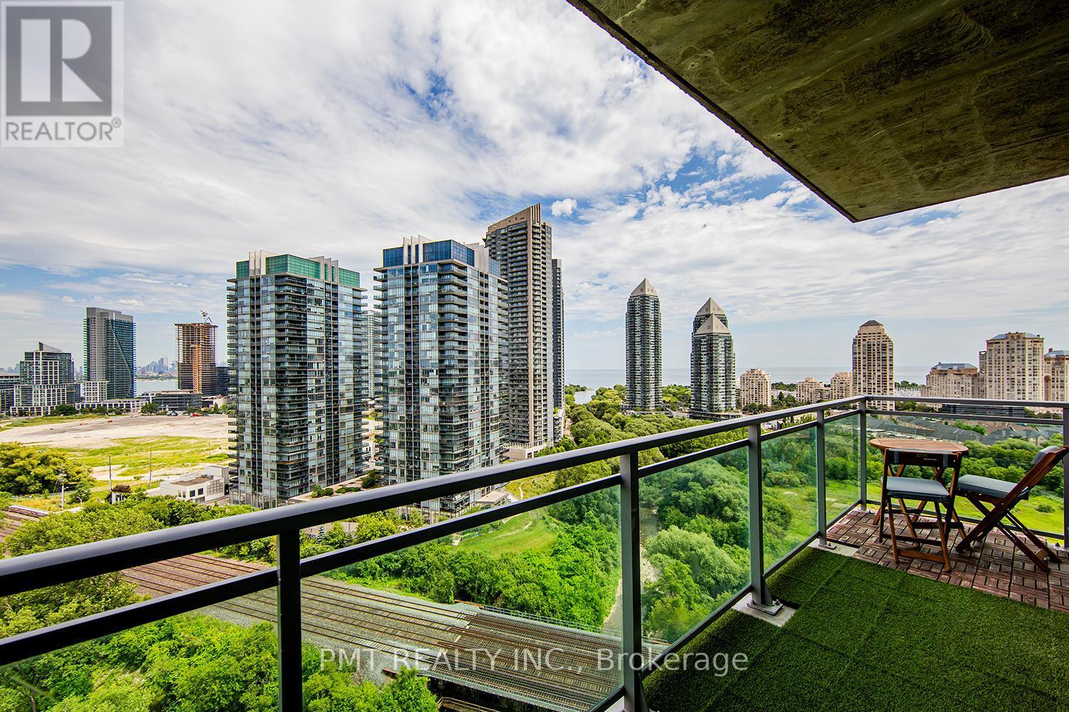 1625 - 165 Legion Road N, Toronto, ON - Outdoor With View
