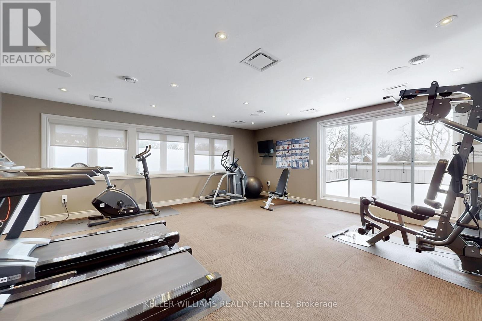 Fitness Centre - 2A - 117 Wellington Street E, Aurora, ON