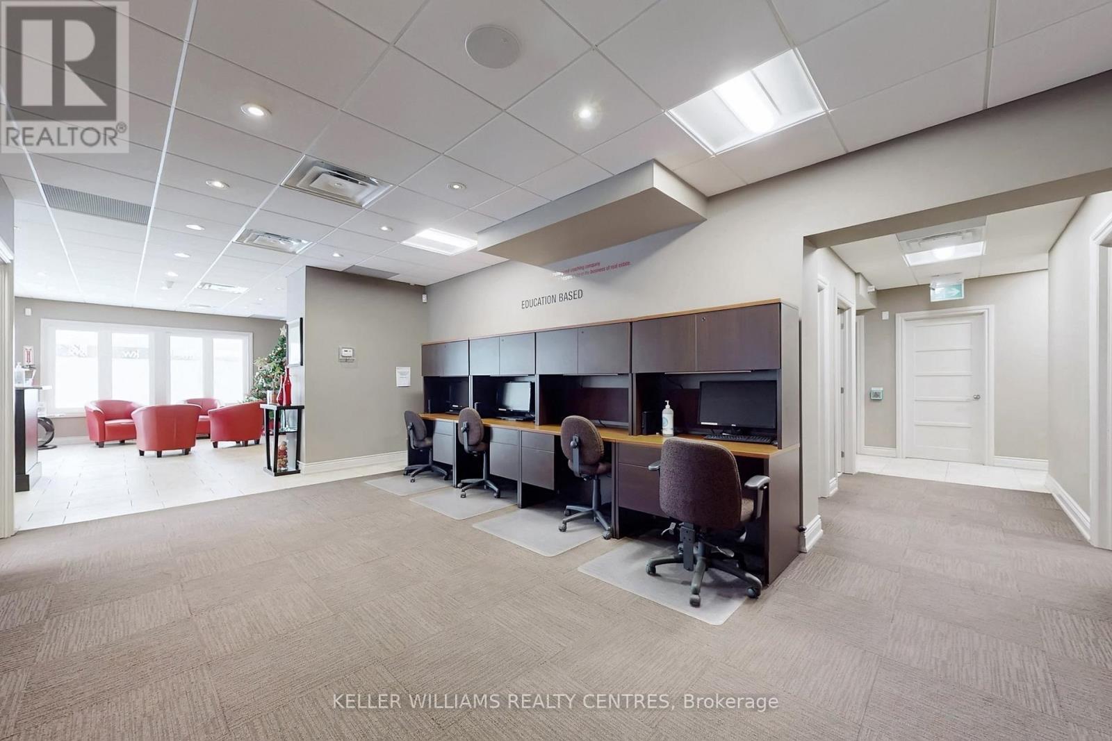 Drop in Workstations - 2A - 117 Wellington Street E, Aurora, ON