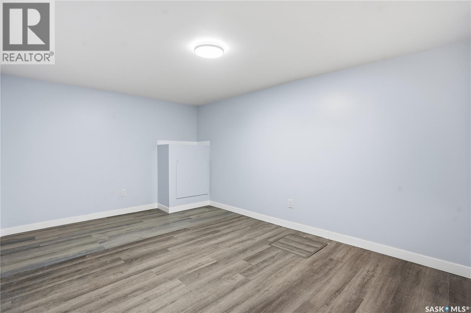 1300 Athol Street, Regina, SK - Indoor Photo Showing Other Room