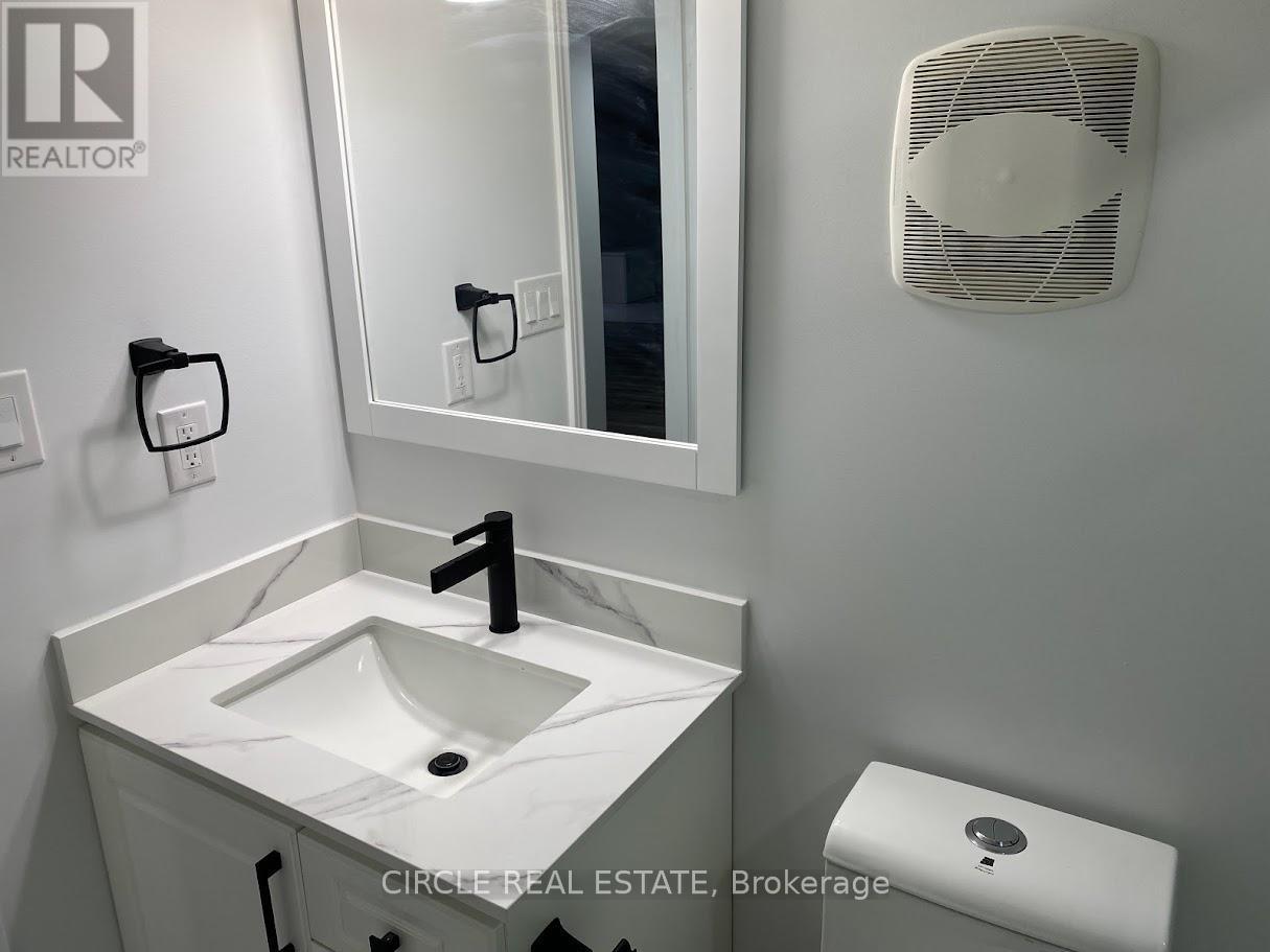 1368 Connaught Terrace, Milton, ON - Indoor Photo Showing Bathroom