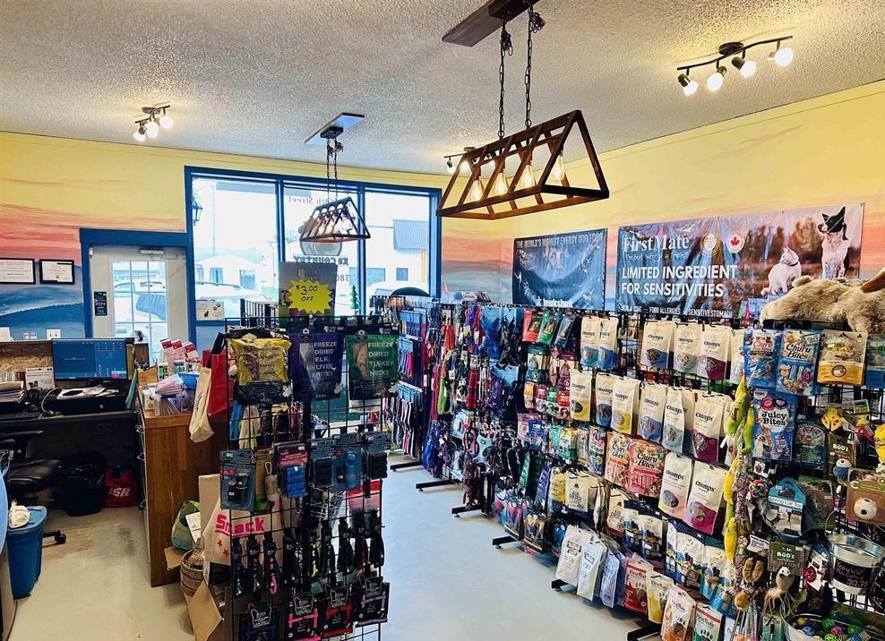 5012 50 Street, Evansburg, AB