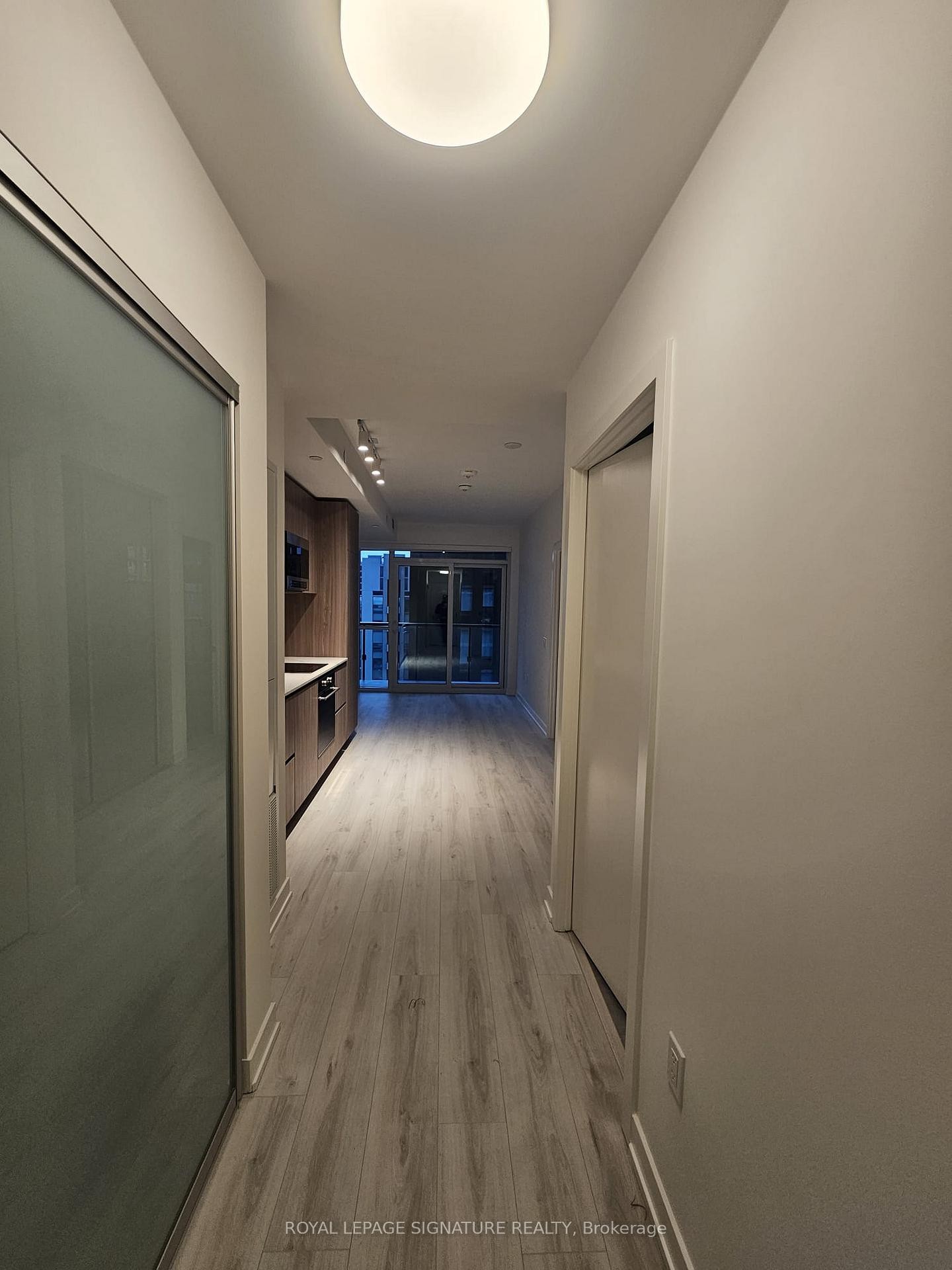 1904S-110 Broadway Avenue, Toronto, ON - Indoor Photo Showing Other Room