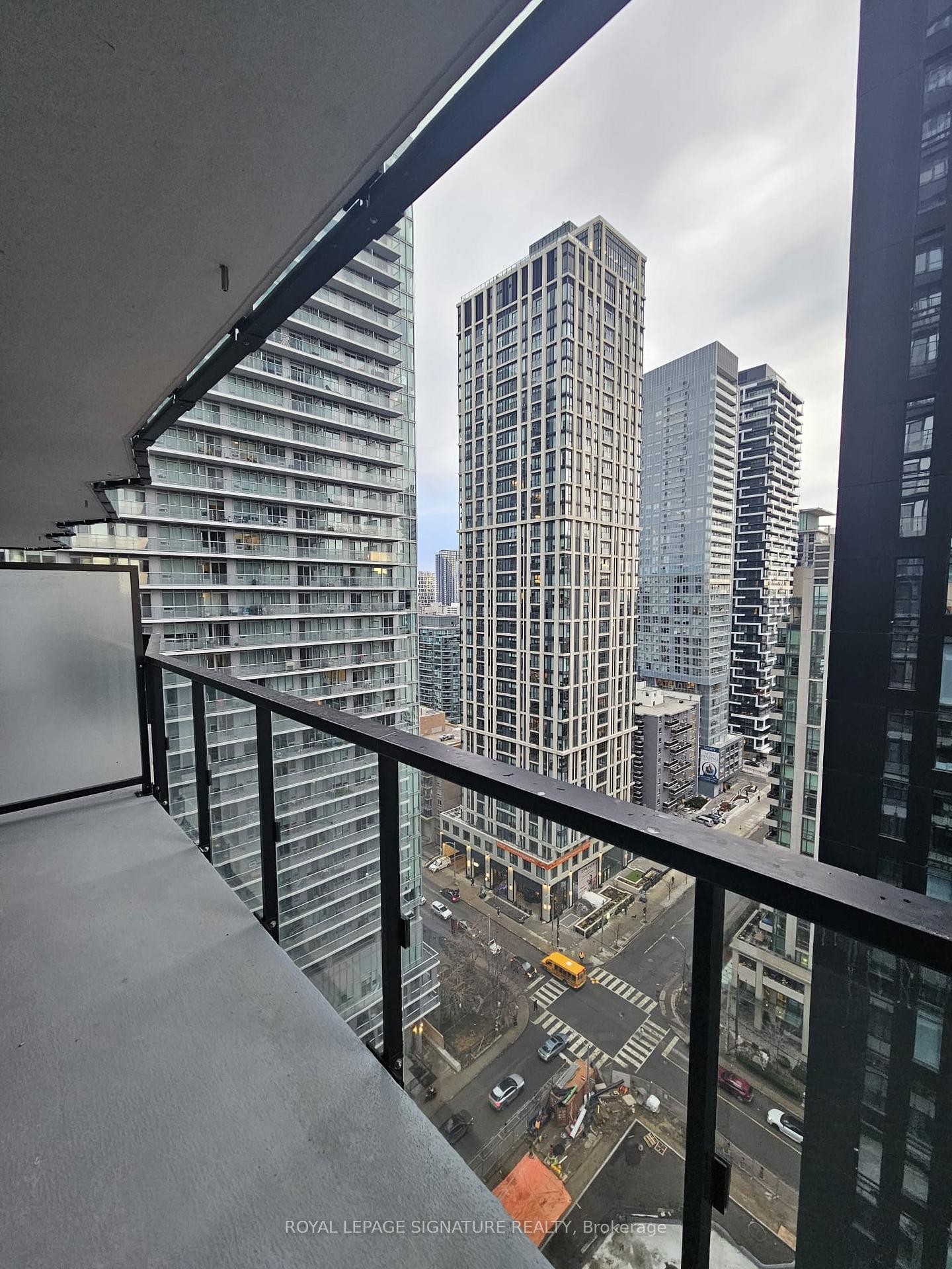 1904S-110 Broadway Avenue, Toronto, ON - Outdoor With Balcony