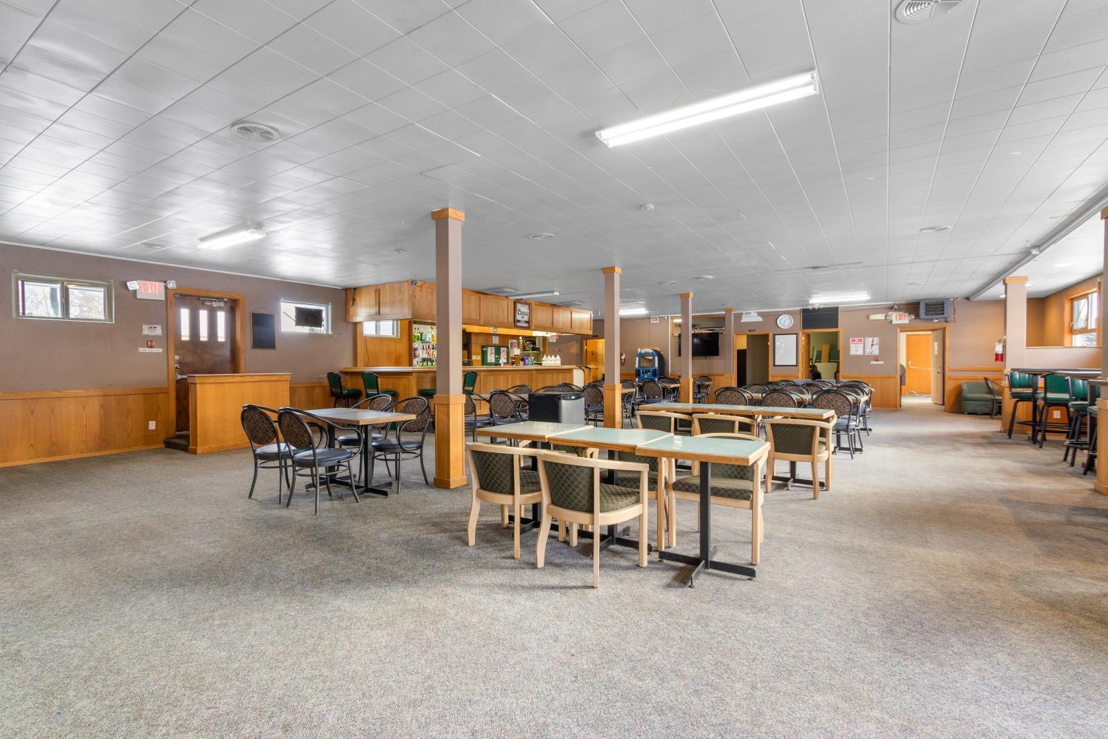 4907 51 St, Breton, AB