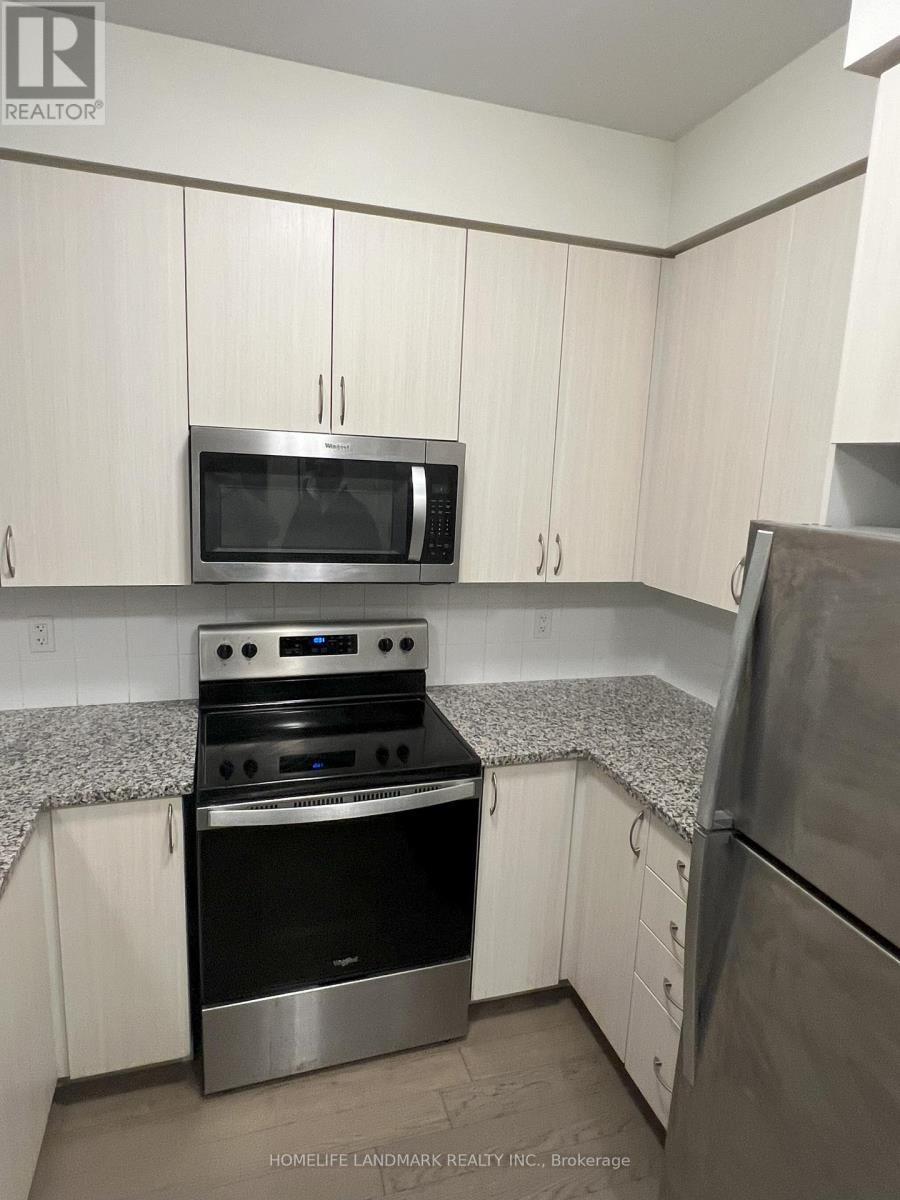 903 - 349 Rathburn Road W, Mississauga, ON - Indoor Photo Showing Kitchen