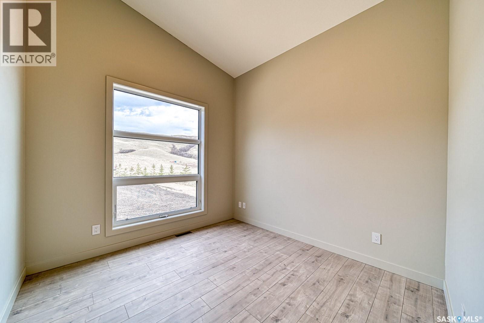 12 Sunset Boulevard, North Grove, SK - Indoor Photo Showing Other Room