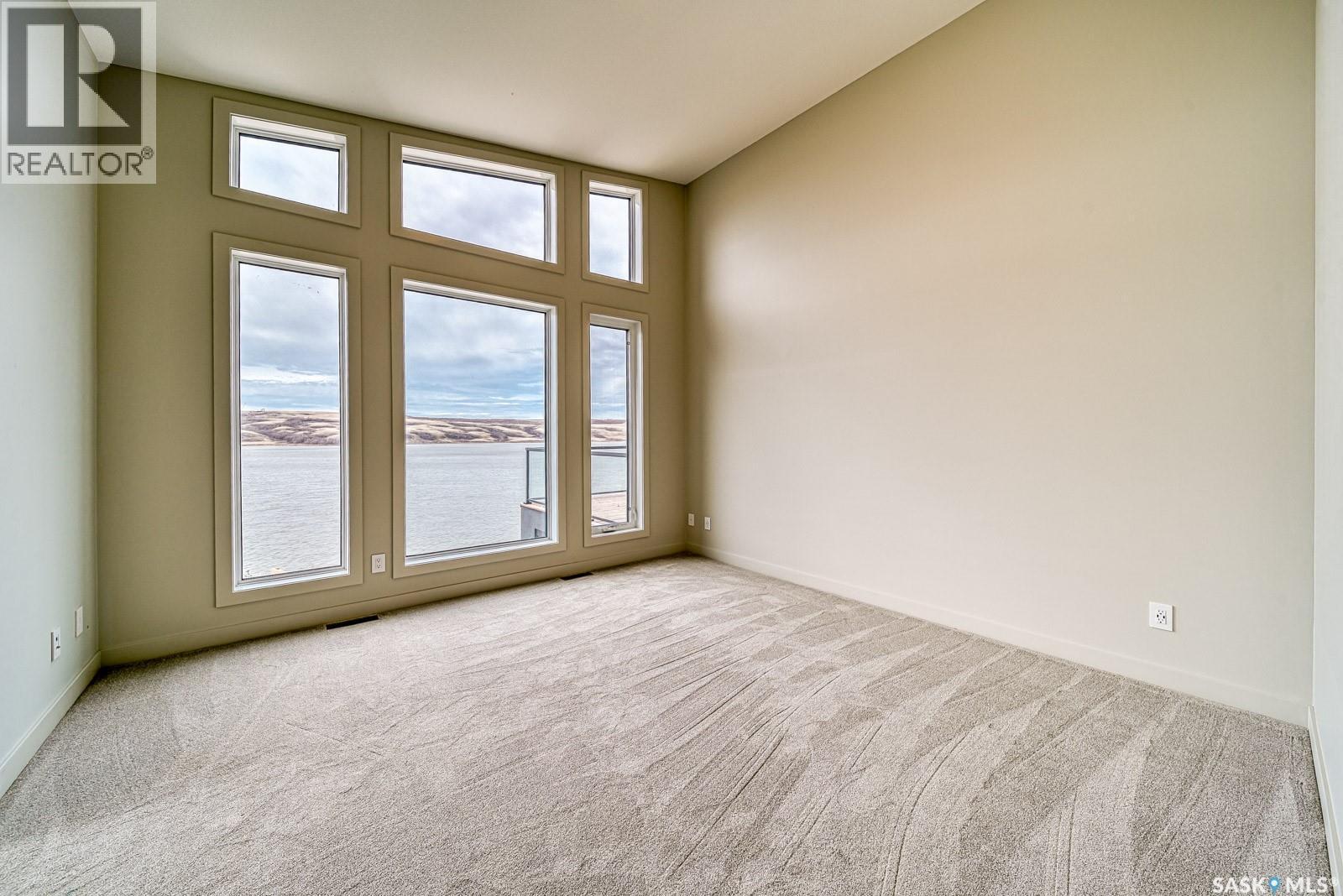 12 Sunset Boulevard, North Grove, SK - Indoor Photo Showing Other Room