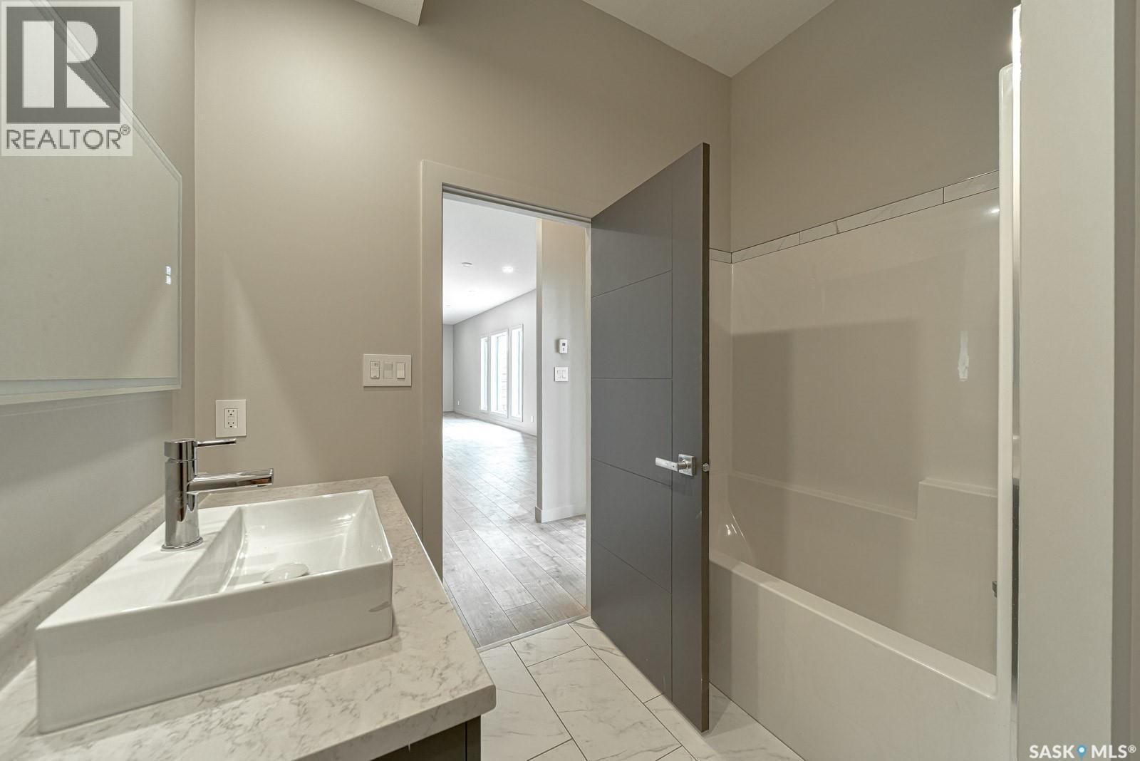 12 Sunset Boulevard, North Grove, SK - Indoor Photo Showing Bathroom