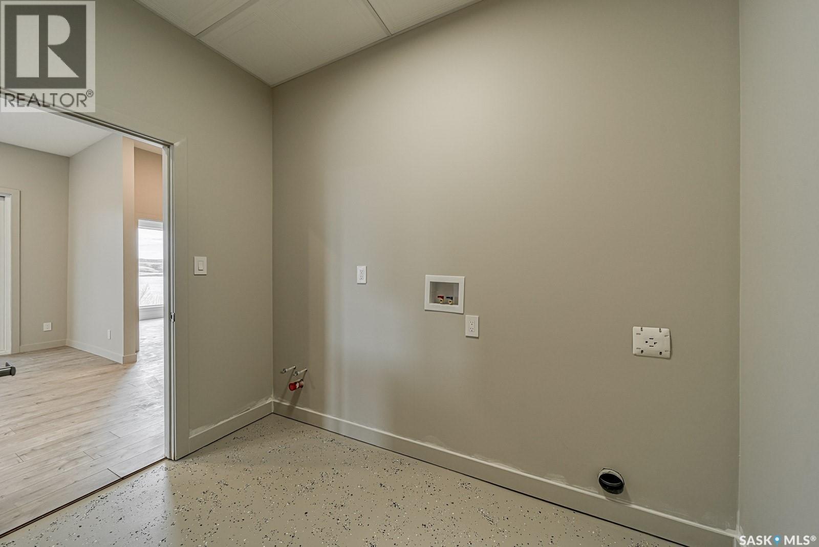 12 Sunset Boulevard, North Grove, SK - Indoor Photo Showing Other Room