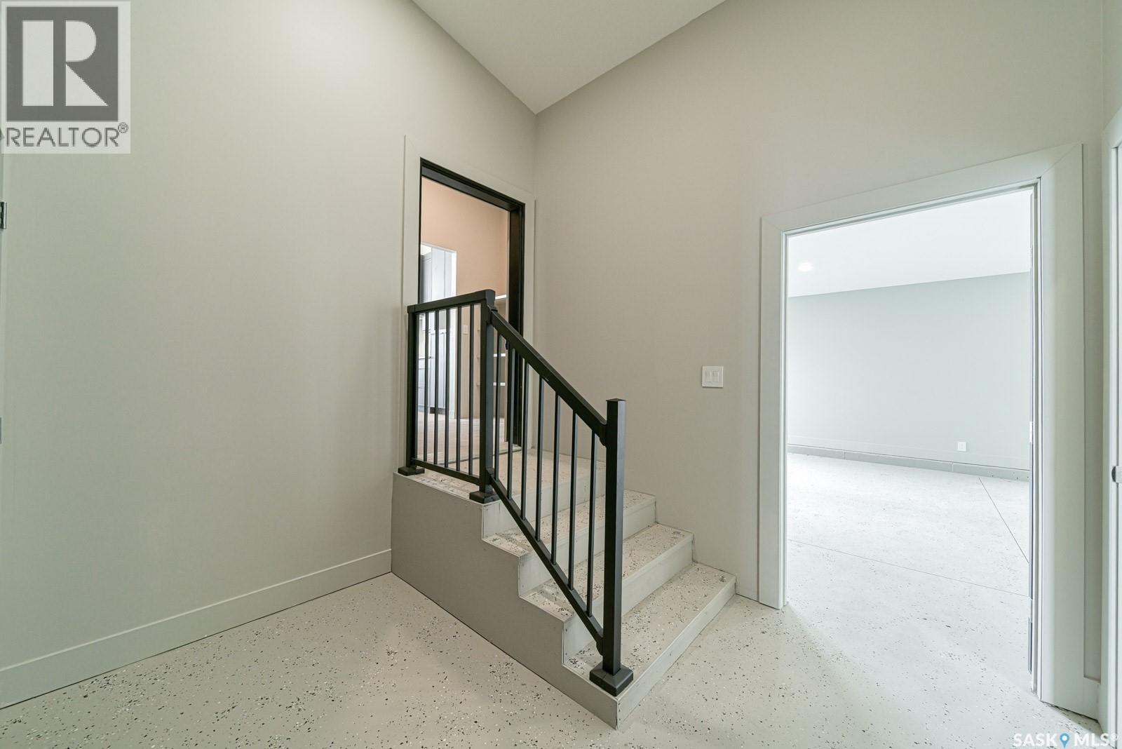 12 Sunset Boulevard, North Grove, SK - Indoor Photo Showing Other Room