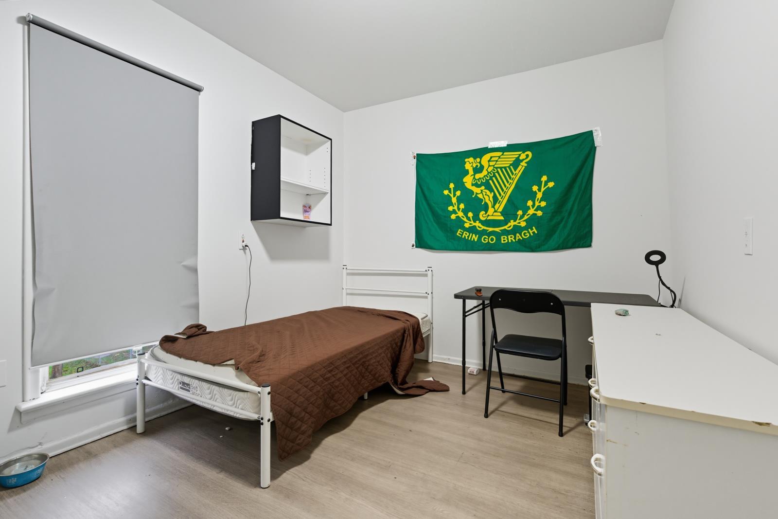 9513 103 Ave Nw, Edmonton, AB - Indoor