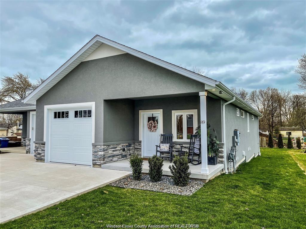 Lower-87 Draper, Harrow, ON