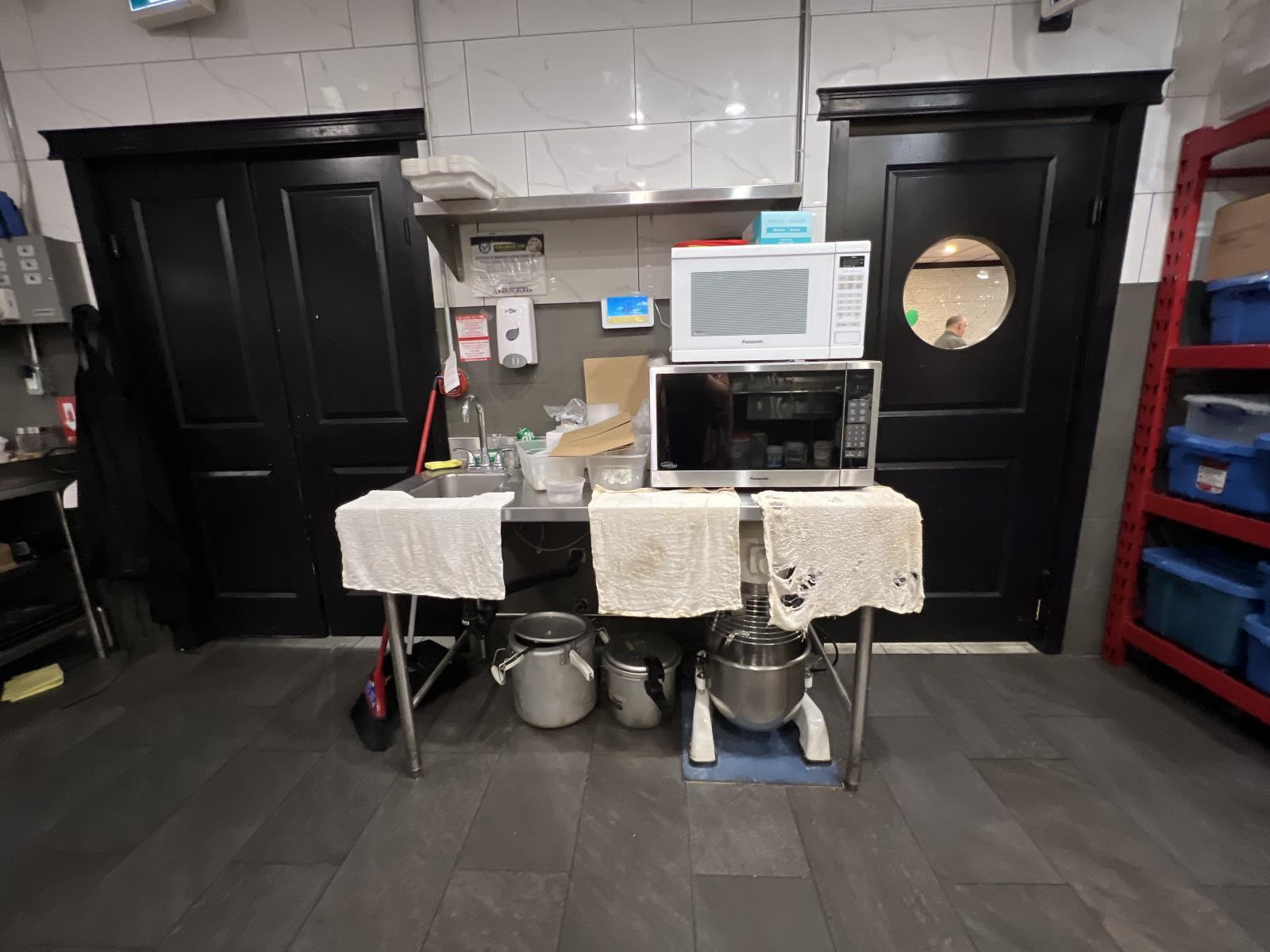 326 Saddleback Rd Nw, Edmonton, AB