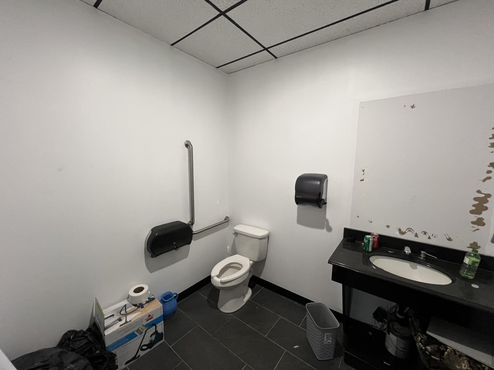 326 Saddleback Rd Nw, Edmonton, AB