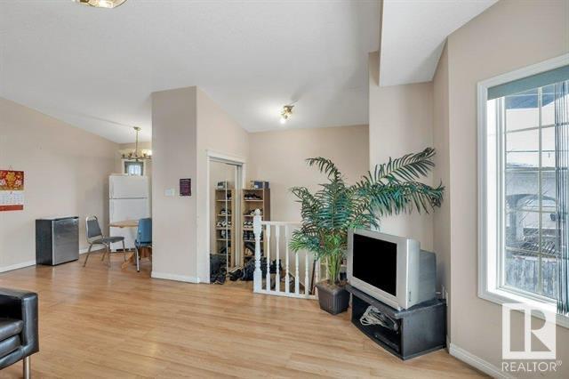 9518 106 Ave Nw, Edmonton, AB