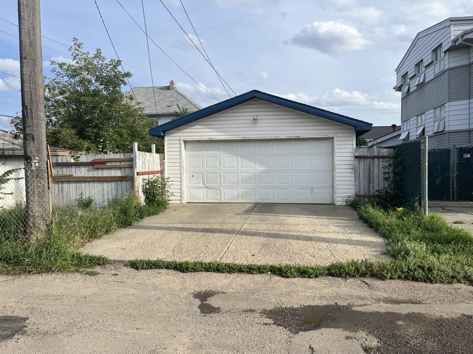 9518 106 Ave Nw, Edmonton, AB