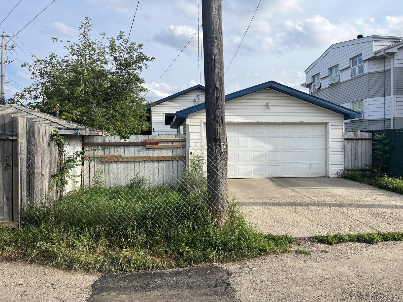 9518 106 Ave Nw, Edmonton, AB