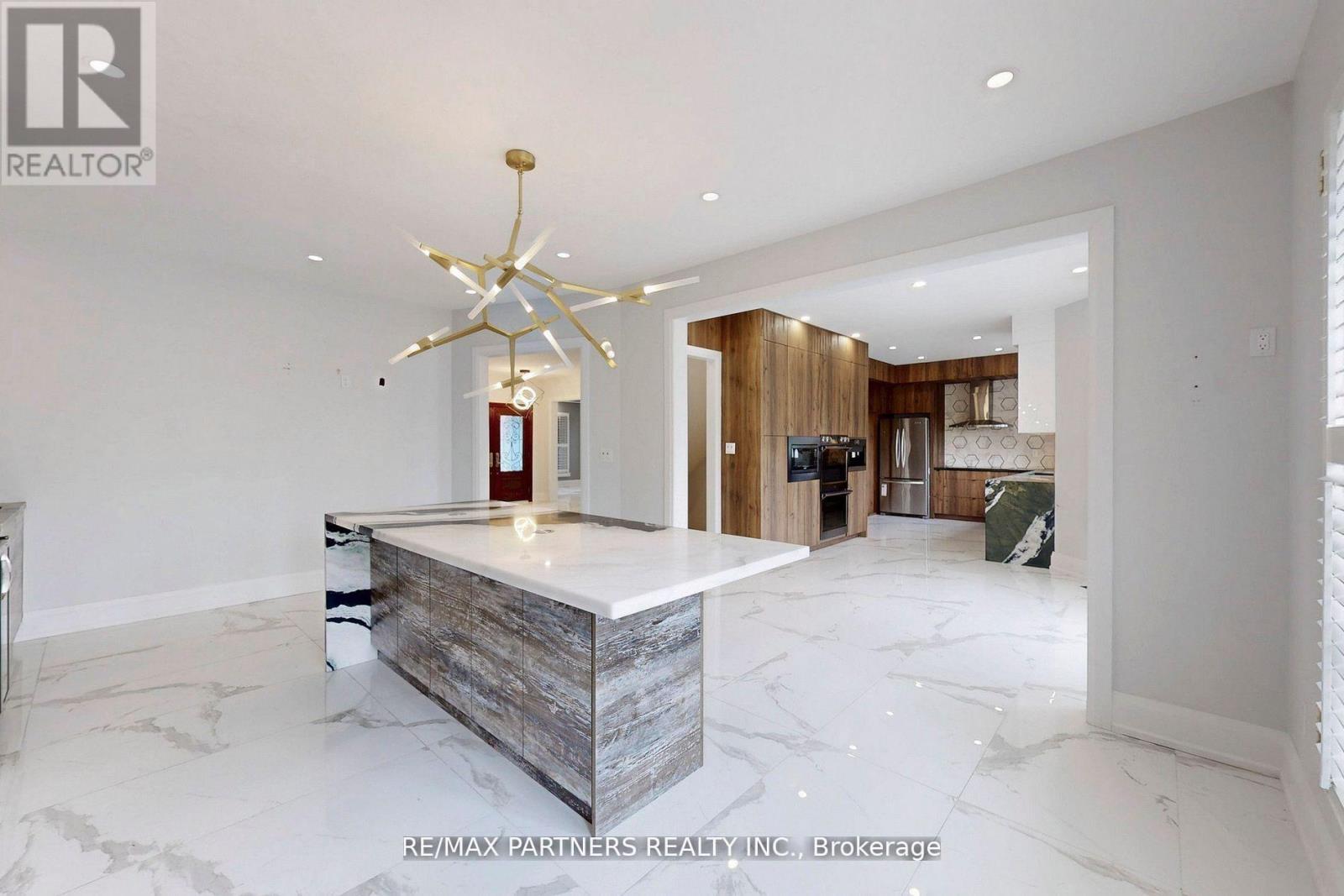 31 Eyer Drive, Markham, ON - Indoor Photo Showing Other Room