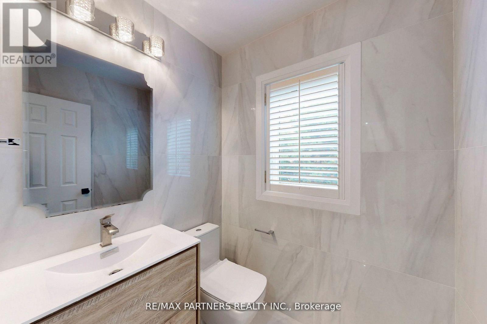 31 Eyer Drive, Markham, ON - Indoor Photo Showing Bathroom