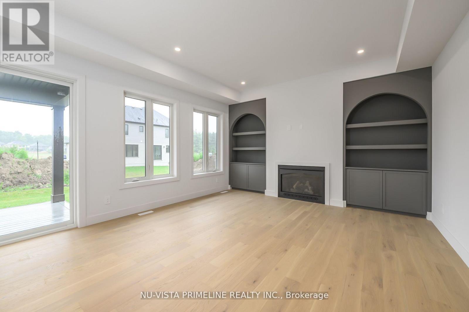 186 Timberwalk Trail, Middlesex Centre (Ilderton), ON - Indoor With Fireplace