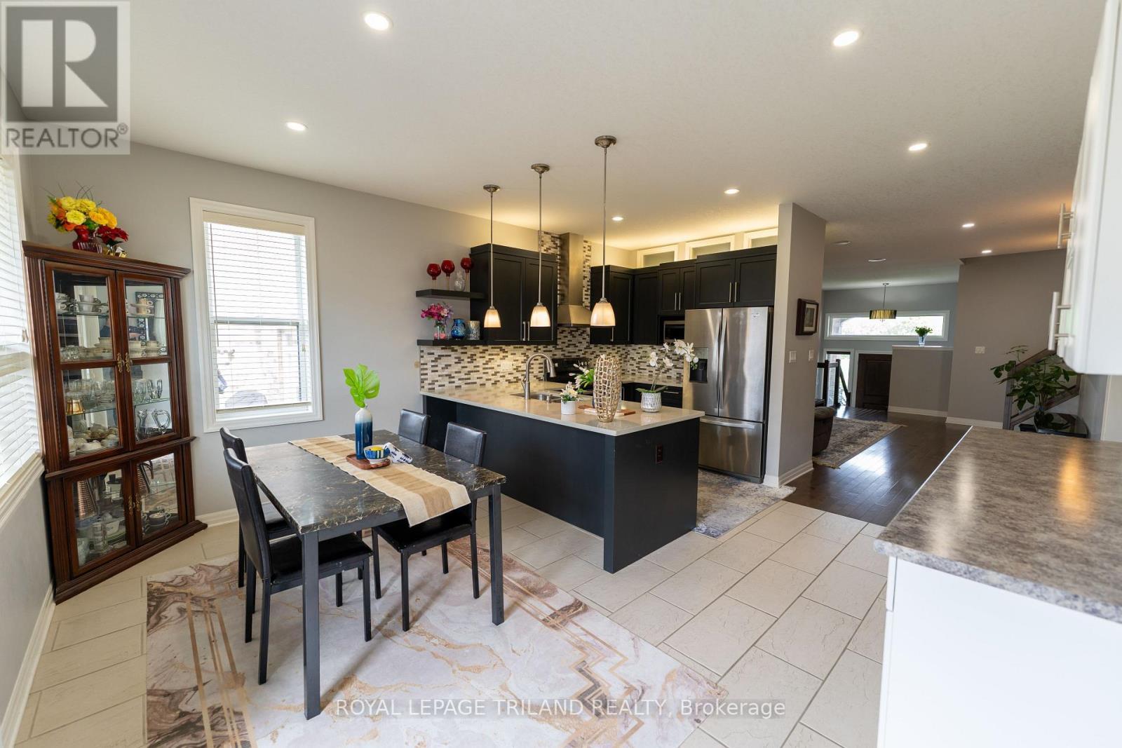 1984 Jubilee Drive, London North (North E), ON