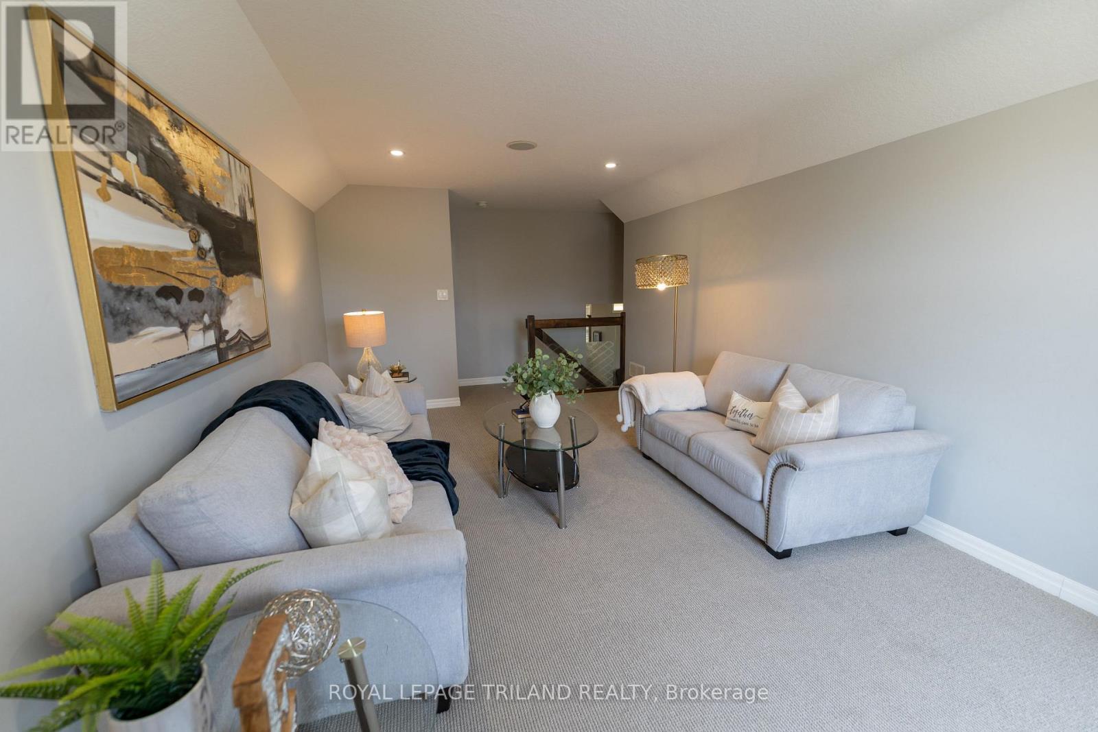 1984 Jubilee Drive, London North (North E), ON