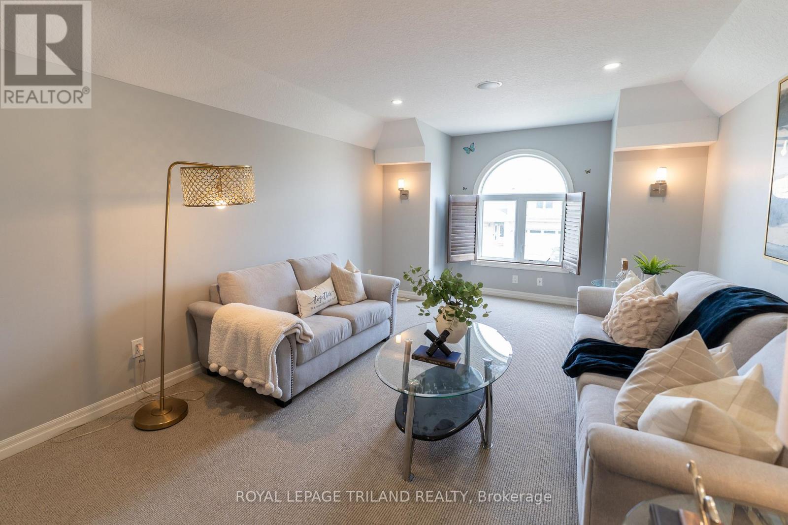 1984 Jubilee Drive, London North (North E), ON