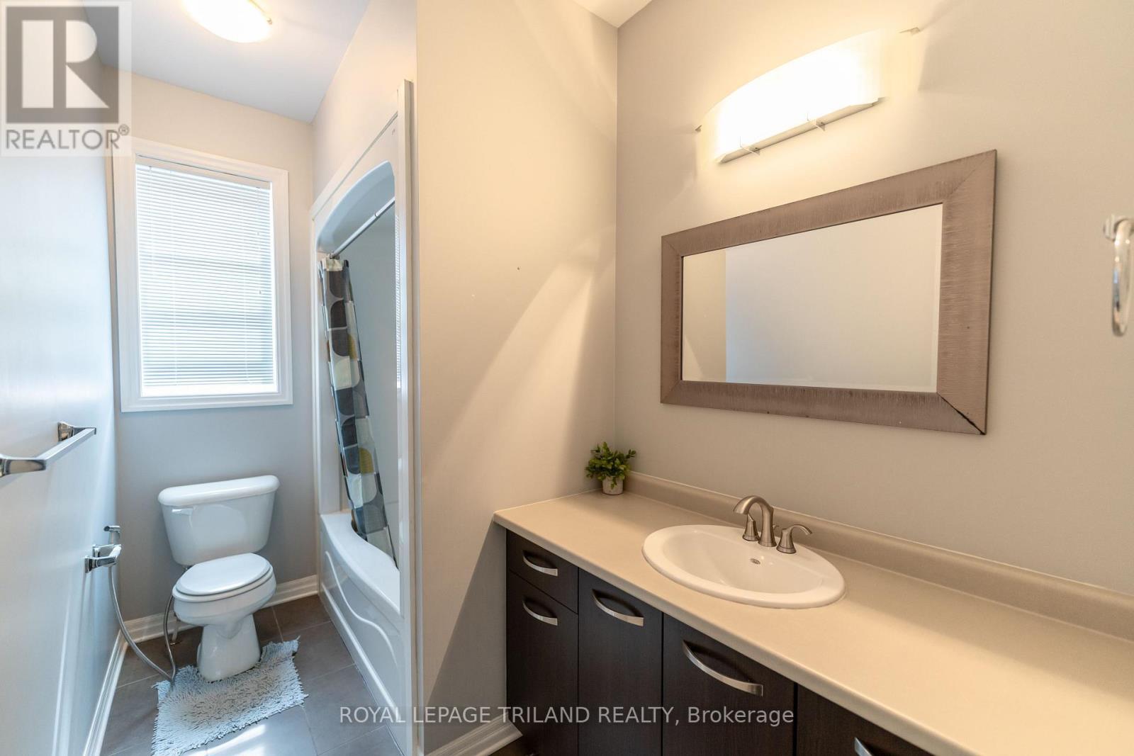 1984 Jubilee Drive, London North (North E), ON